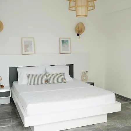 Blue Island Luxury Adults Only מלון 5*