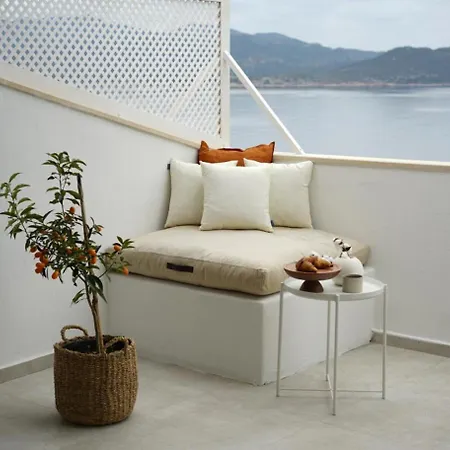فندق Blue Island Luxury Adults Only 2*